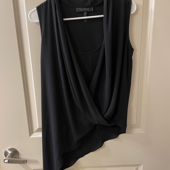 BCBGMaxazria Black Sleeveless Asymmetrical Hem Top sz XS - Picture 3 of 7